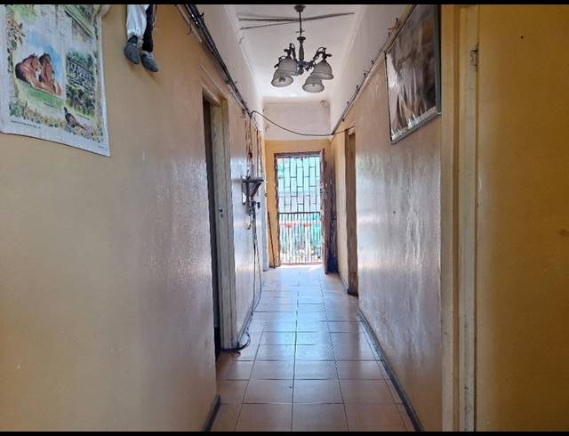 3 BEDROOM HOUSE FOR SALE IN CRAIGIEBURN